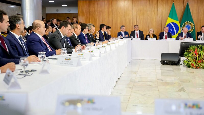 Governo Federal apresenta medidas de proteção as escolas para governadores e prefeitos