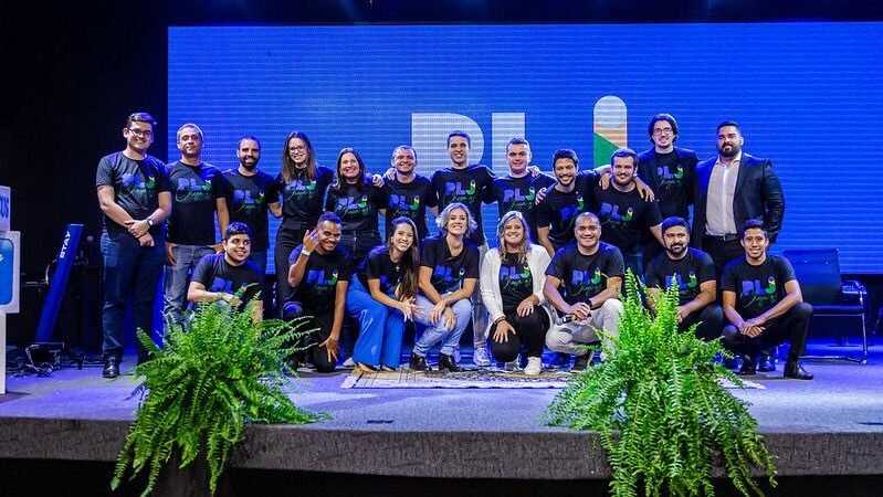 No lançamento do PL Jovem, Manzoni fala da importância dos jovens lutarem pela liberdade