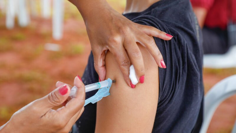 Atenção, brasiliense! É hora de atualizar o cartão de vacina