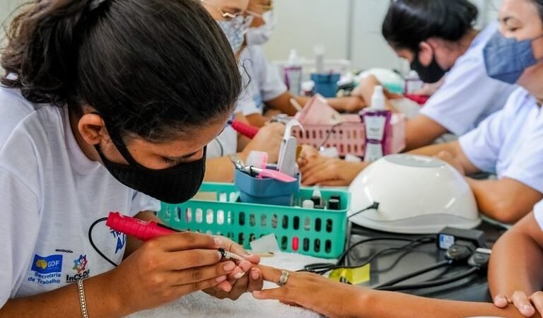 Programa Capacita Sol Nascente tem 60 vagas em cursos de qualificação profissional